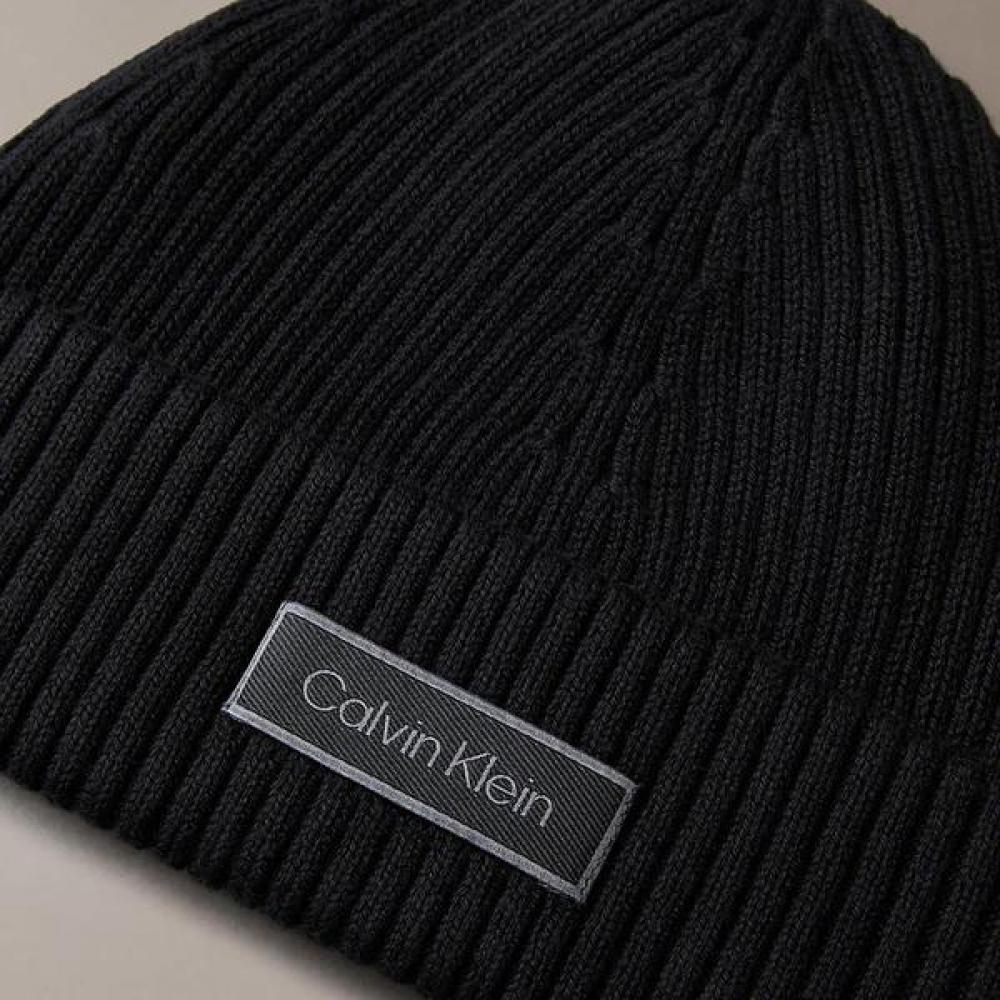 Calvin Klein Patch Chunky Rib Cotton Docker Beanie 4d8104g Ub1