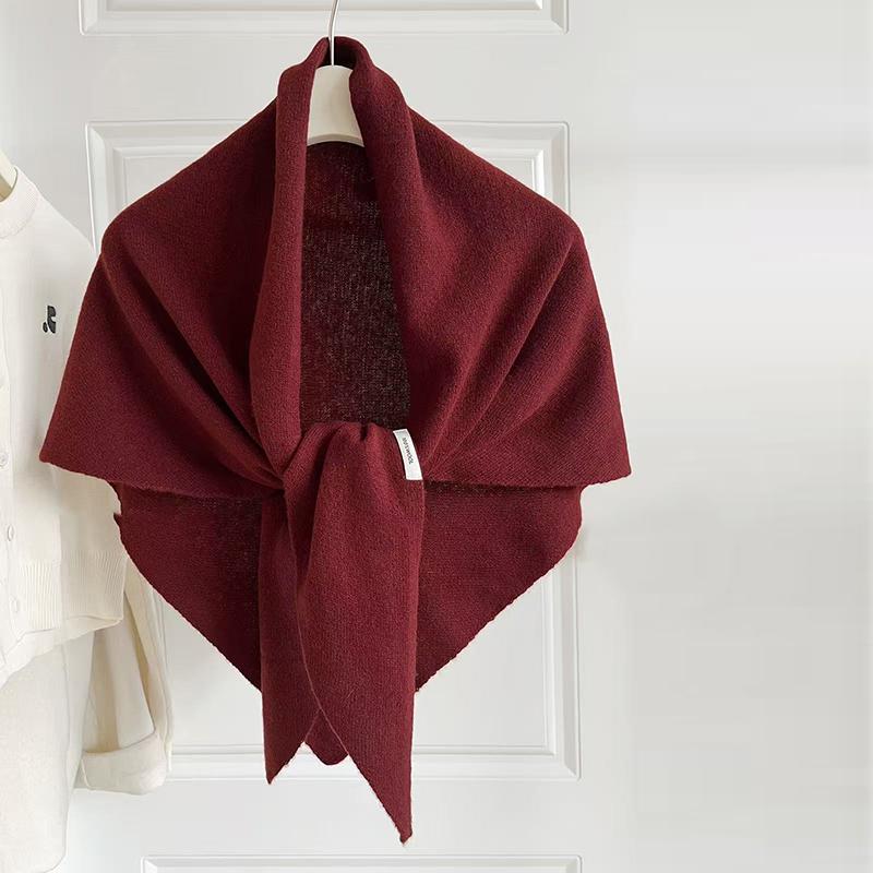 Retro British Triangle Women's Scarf Winter Versatile Super Cozy Scarf Women Comfortable Gentle Sweet Korean Style Muffler