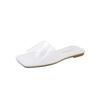 Xiaoxiangfeng Internet celebrity flat-bottomed slippers women's wear 2025 summer new versatile Korean version one-word transparent rhinestone slippers