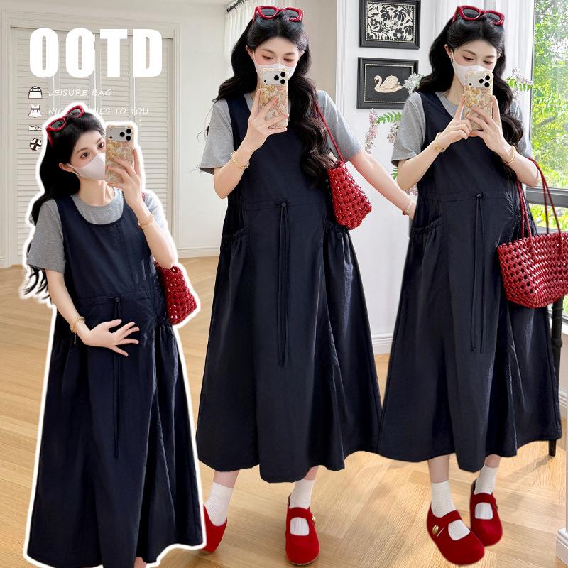 2026 Summer Casual Versatile Top & Navy Slimming Suspender Skirt Set M