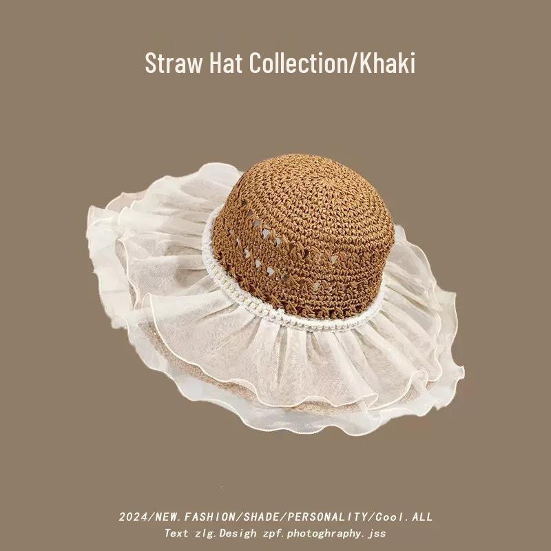 Versatile Women's French Flat-Top Woven Straw Sun Hat for Beach & Travel