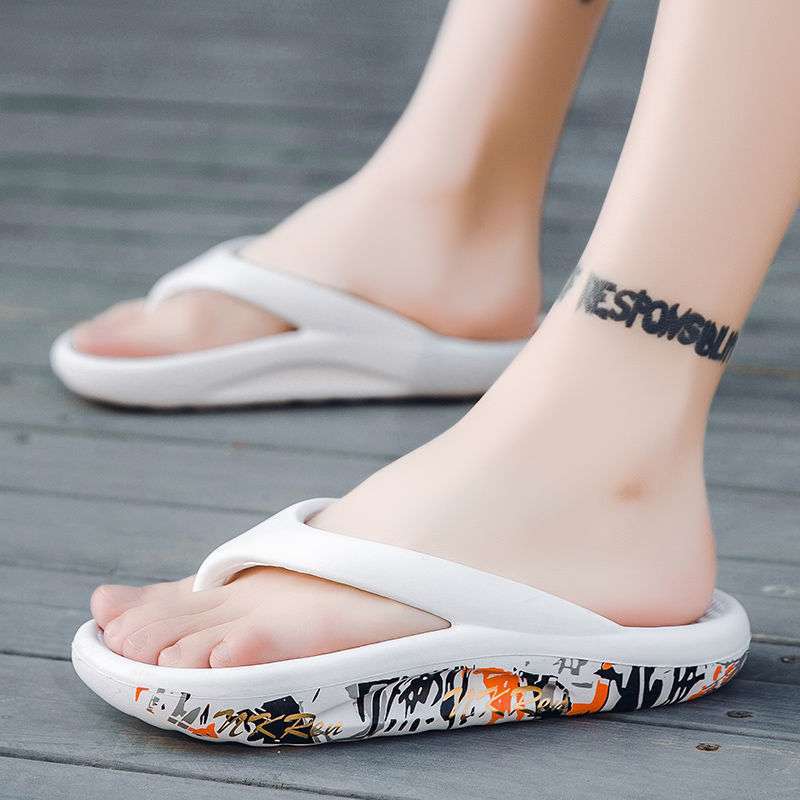 Step On Shit Slippers Men's Summer Flip-flops Sandals Men's Non-slip Deodorant Printing Trend Rubber Thick-soled Wear-resistant Beach Shoes Men
