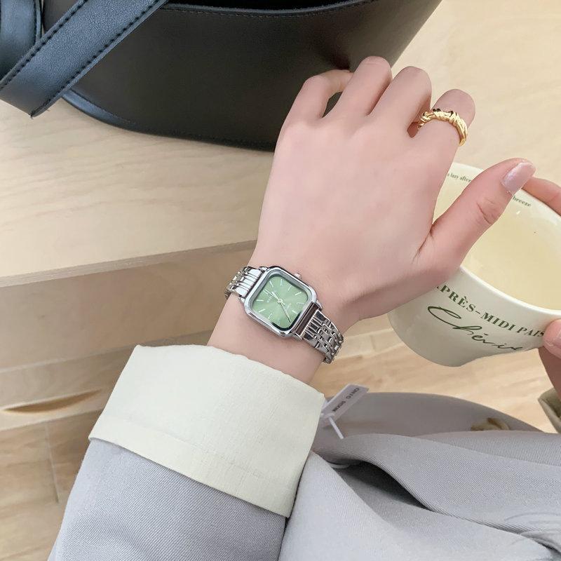 

Watch Women S Retro Steel Belt Watch Light Luxury Temperament High Value Watch Women S Exquisite And Versatile Women S Watch