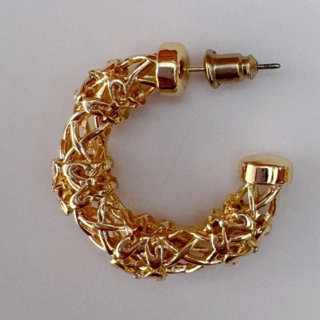 Cross Hollow Woven Twist Hoop Earrings - Simple, Versatile C-Shaped Fashion Studs