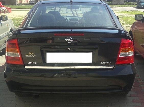 OPEL ASTRA MK IV HB Sedan - CHROME TAILGATE STRIP