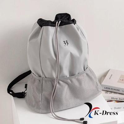 Mochila de Nylon com Corda de Rede de Malha (2 cores)