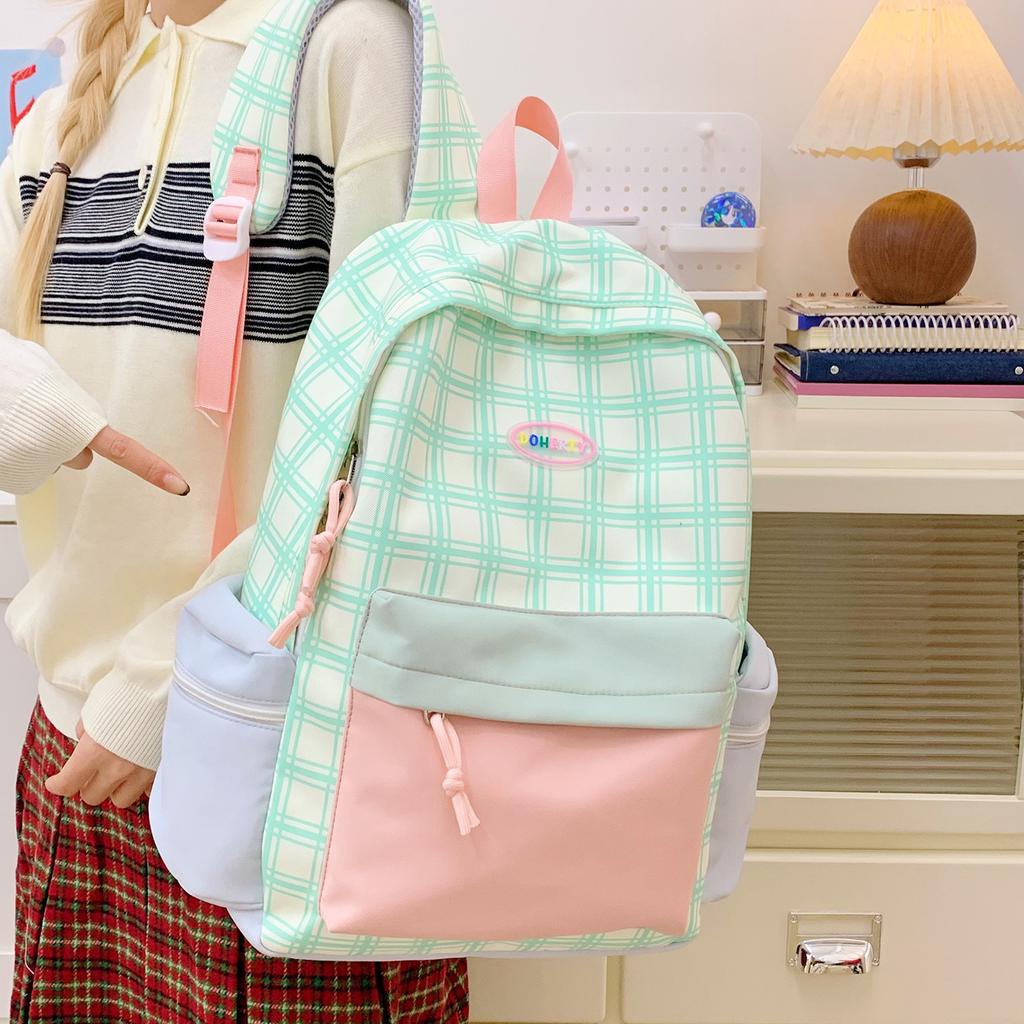 Schoolbag New high-value plaid backpack for junior and high school students Casual versatile schoolbag Large capacity lightweight backpack