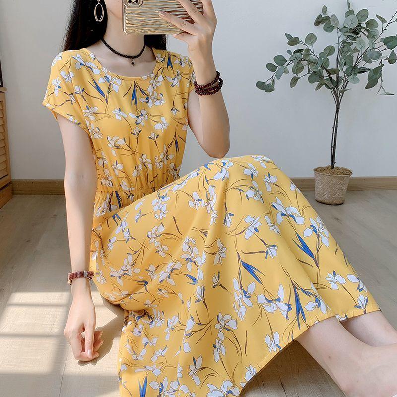 Свободное и обтягивающее хлопково-шелковое платье с короткими рукавами для летней — фото 17