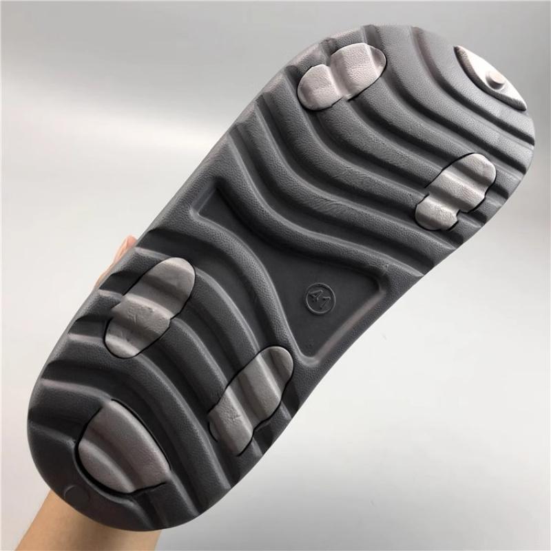 Herren Baotou Zweifarbige Lochschuhe, Trendige Slipper für den Sommer-Außenbereich, Rutschfeste Dicksohlen-Strandsandalen.