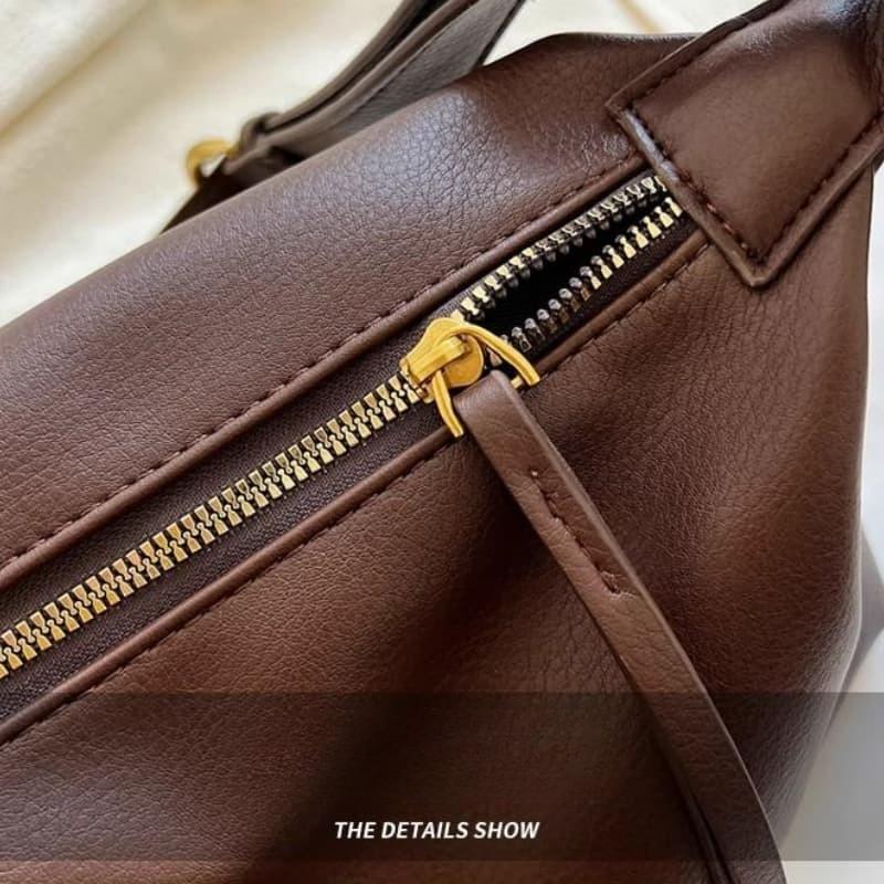 New fashionable retro dumpling bag one shoulder armpit bag