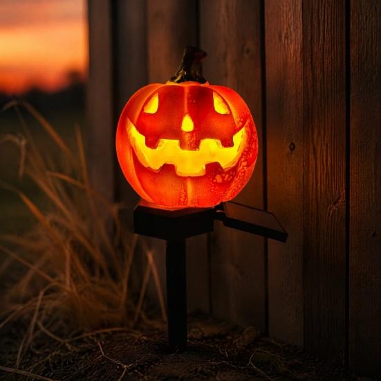 Outdoor Solar Halloween Pumpkin Lights Light, Waterproof Garden LED Decorative Holiday Path Lighting for Lawn Lamp with Stake Pathway Yard Decoration