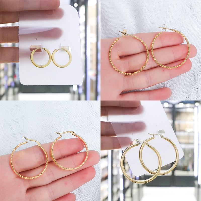 Fashionable Real Gold Electroplated Circle Earrings for Women's Simple Twisted Earrings Temperament High-end and Versatile Earrings