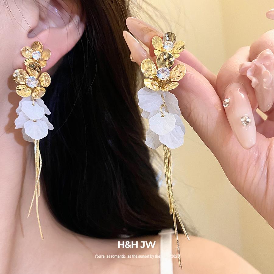 Silver needle zircon resin flower petal fringed earrings simple fashion exquisite stud earrings niche high-end earrings women