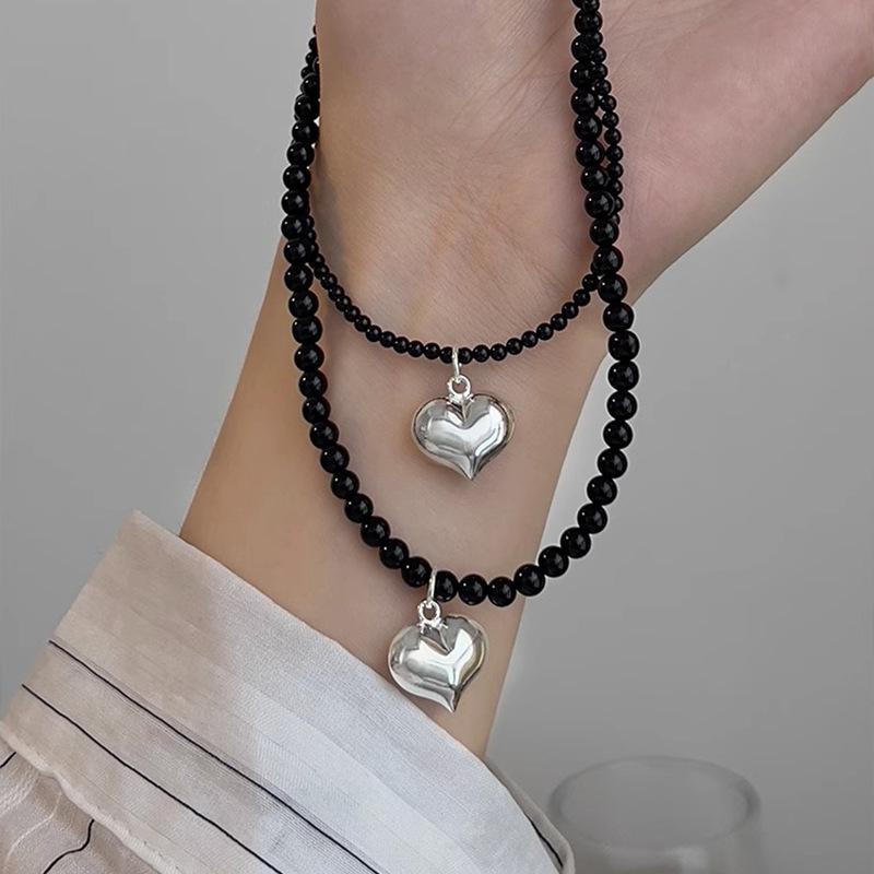 

Retro French Heart Pendant Necklace with Black Agate Beads for Women