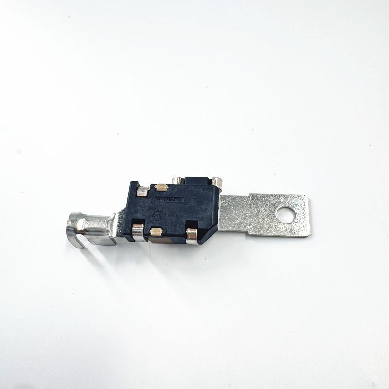 

Positive Battery Cable Fuse Connector for Volvo S60 S80L XC60 Land Rover Range Evoque LR033014 LR023719 LR076232