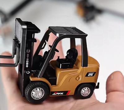 Nouveau chariot élévateur en alliage télécommandé 1/64 Véhicule d'ingénierie Jouets de table Modèle Collection Cadeau Pour Garçons