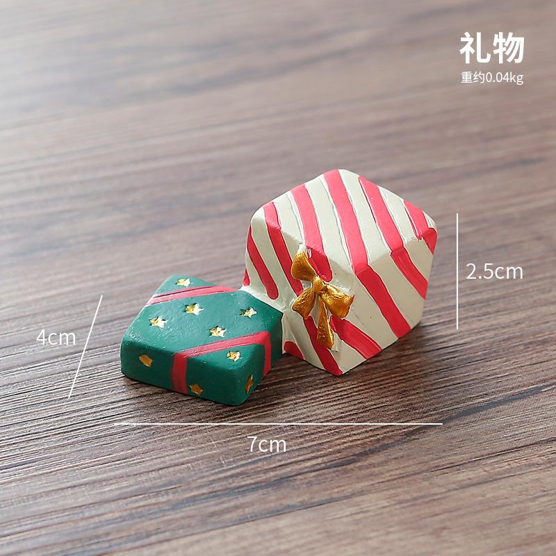 Aquarium Decor Fish Tank Aquarium Ornament Resin Crafts Cartoon Christmas Series Landscaping Decor