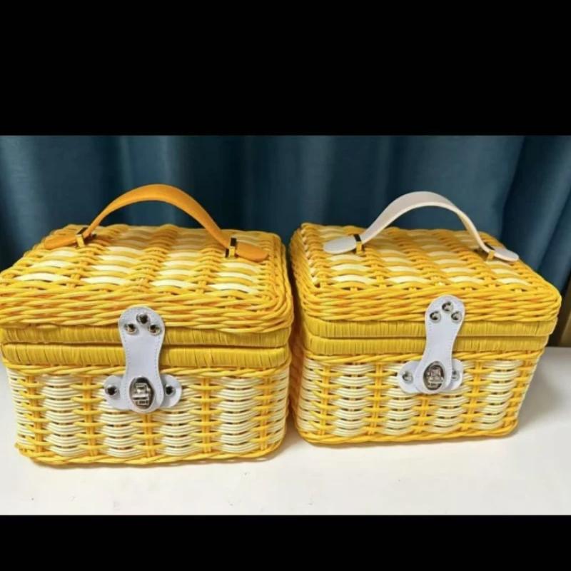 New Vintage PP Rattan Woven Storage Box with Lid, Portable Travel Case, Perfect for Wedding Gifts and Holiday Packaging