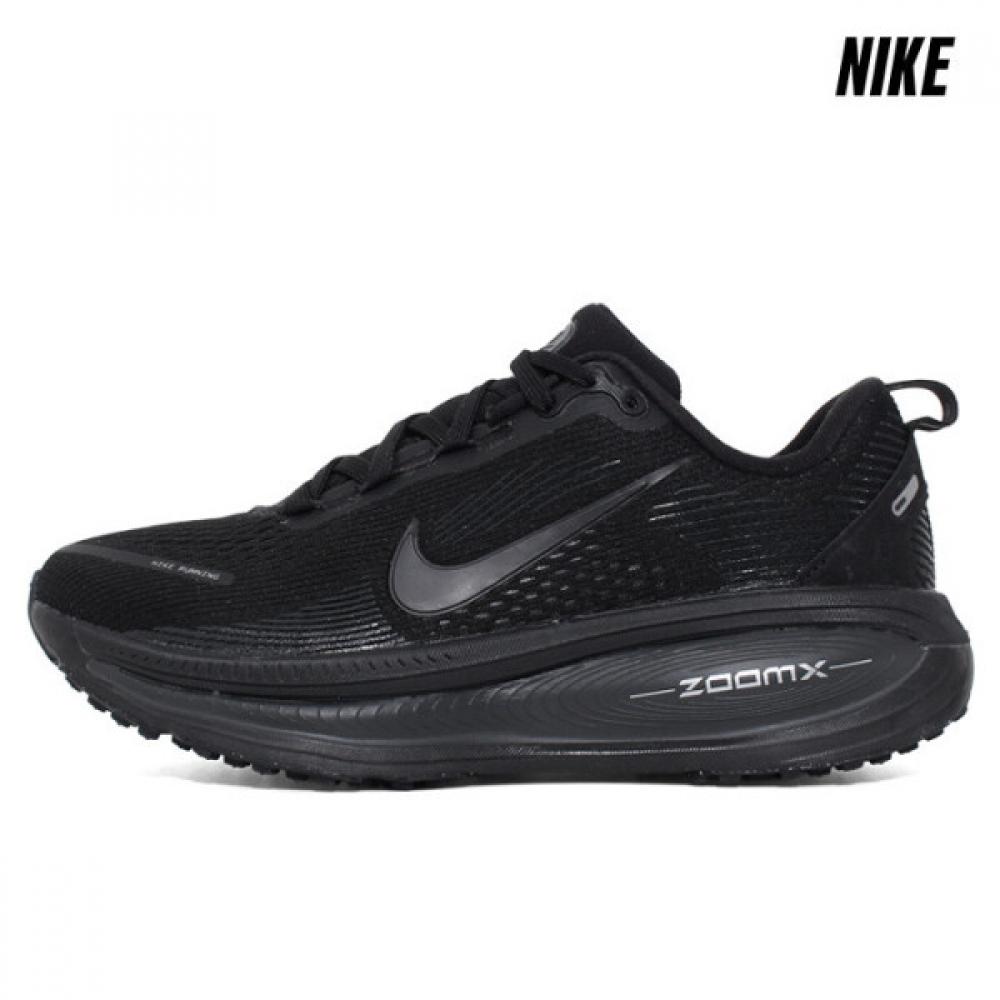 Nike Women S Bomero 18 Running ShoeS 230