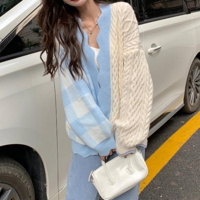 Spring and Autumn new loose niche super fairy contrasting color long-sleeved top lazy wind contrasting color plaid knitted cardigan women