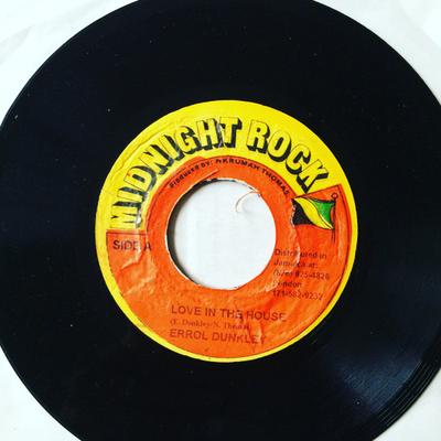 7inch Record ERROL DUNKLEY / JAH THOMAS & MIDNIG - Love In The House / House Dub NONE Midnight Rock Jamaica Reggae, Ska & Dub Used