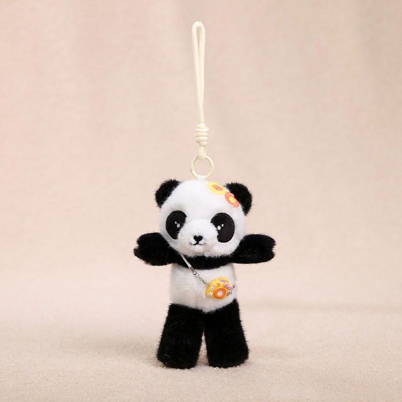 Plyšový přívěsek na klíče Panda s dlouhýma nohama a detailem bambusu pro děti i dospělé