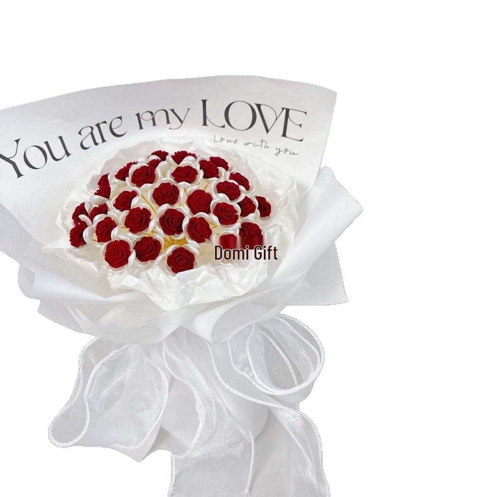 Handmade Red Velvet Rose DIY Bridesmaid Bouquet Kit - 520 Gift for Girlfriend, Teacher's Day, and Creative Occasion - Plastic G7