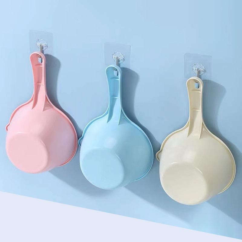 Plastic Water Ladle Bath Ladle Dippers Water Bath Scoop Bathroom Water Scoop Cup For Watering Flowers Bathing