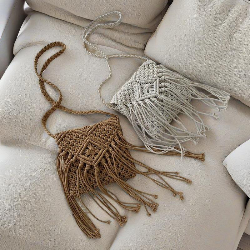 Hot Sale Tassel Cotton Thread Straw Bag Handwoven Bag Wool Small Square Bag Shoulder Crossbody Bag