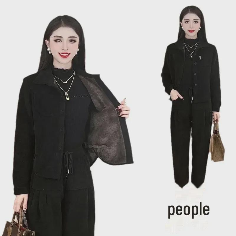 2024 Women's Korean Style Corduroy Two-Piece Suit: Autumn/Winter Fashion with Plush Velvet for Age-Reducing Elegance