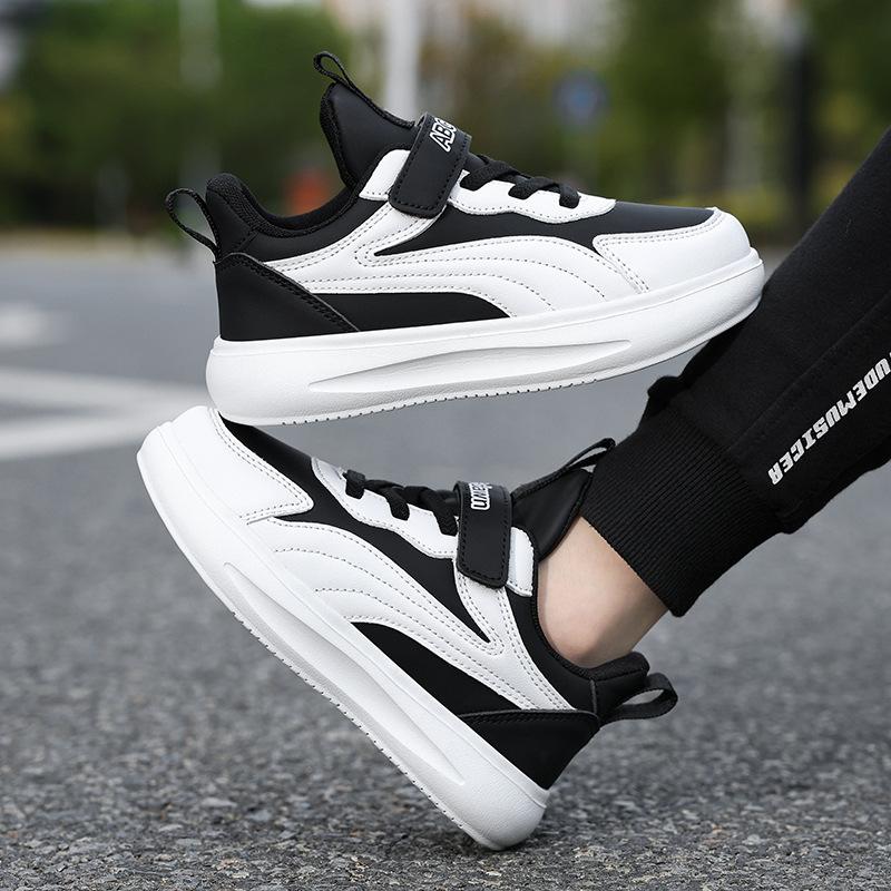 Boys' Lightweight Sneakers 24 Years Autumn and Winter Velcro Leather Waterproof Middle School and Older Children's Students White Shoes Running Shoes