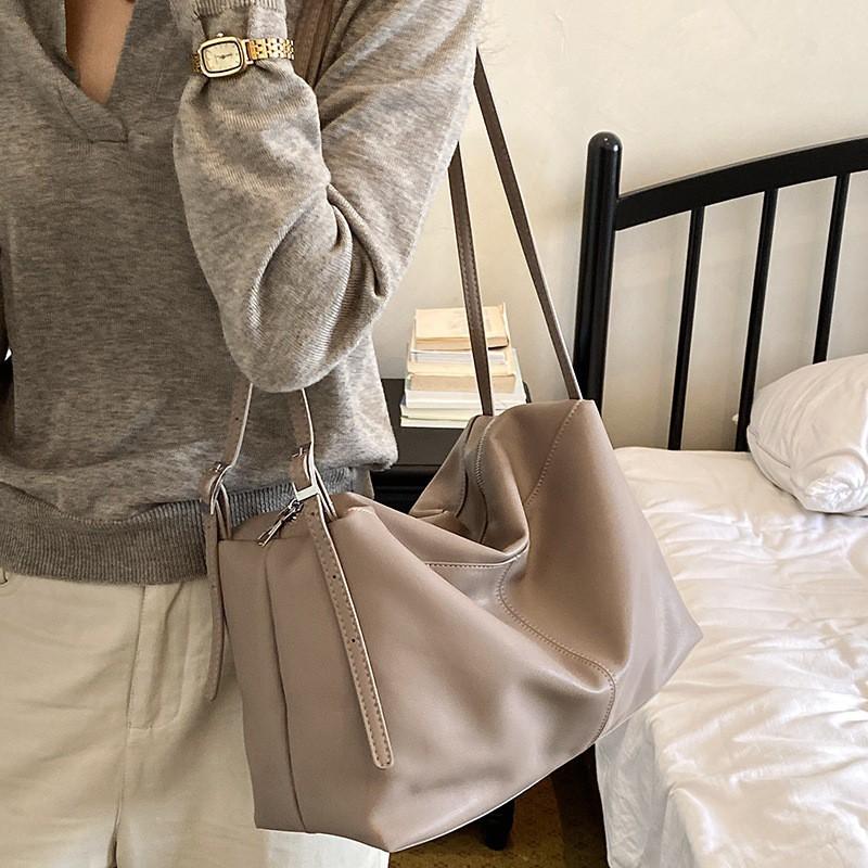 Large Capacity Tote Bag Women Minimalist Solid Color Shoulder Crossbody PU Leather Urban Chic Style