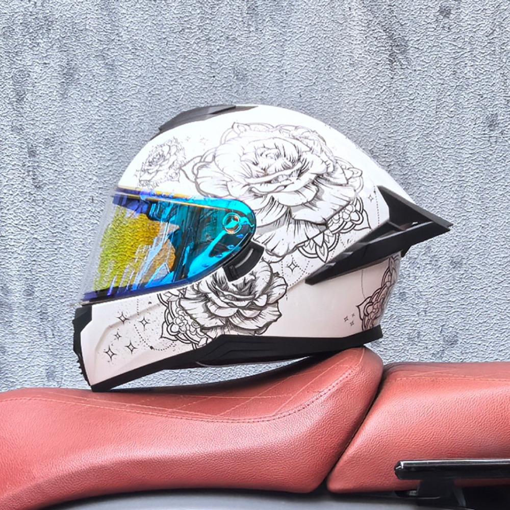 DOT Full Helmet Double Mirror Helmet Men's Four-season Universal Hard Hat Female Knight Locomotive Double Lens