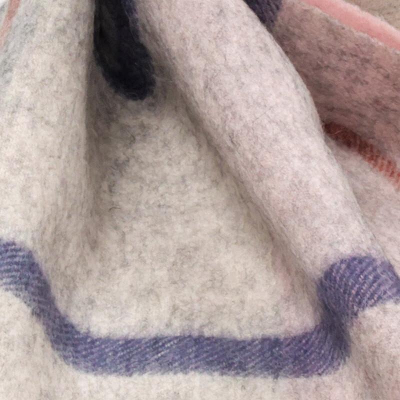 Yiyi Ai An Zhimeige Series Plaid Wool Scarf