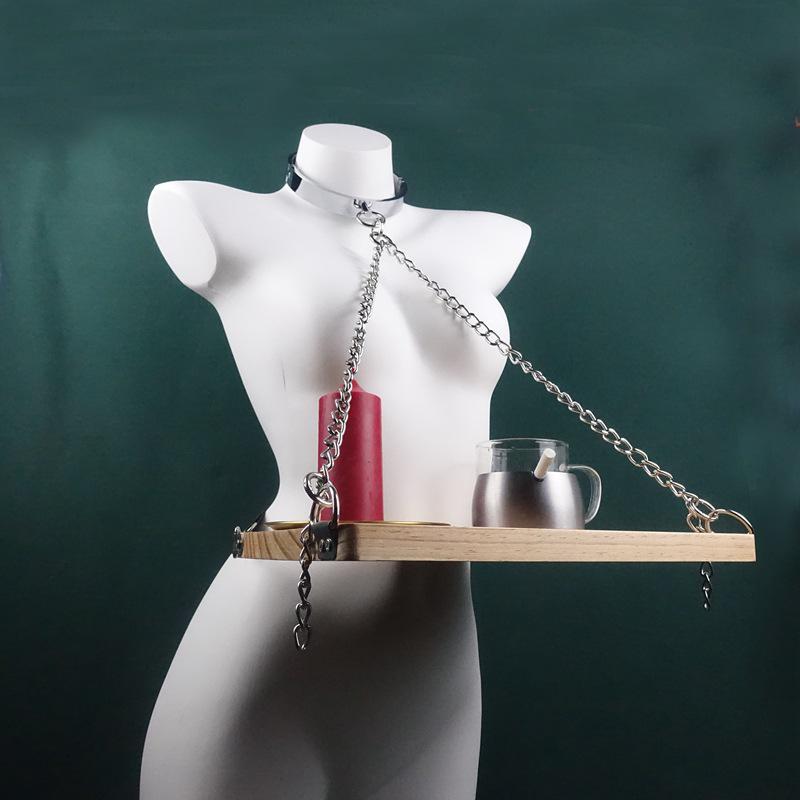Colar com Pinças Eroticas Ponderadas para Treinamento de Escravo Masculino