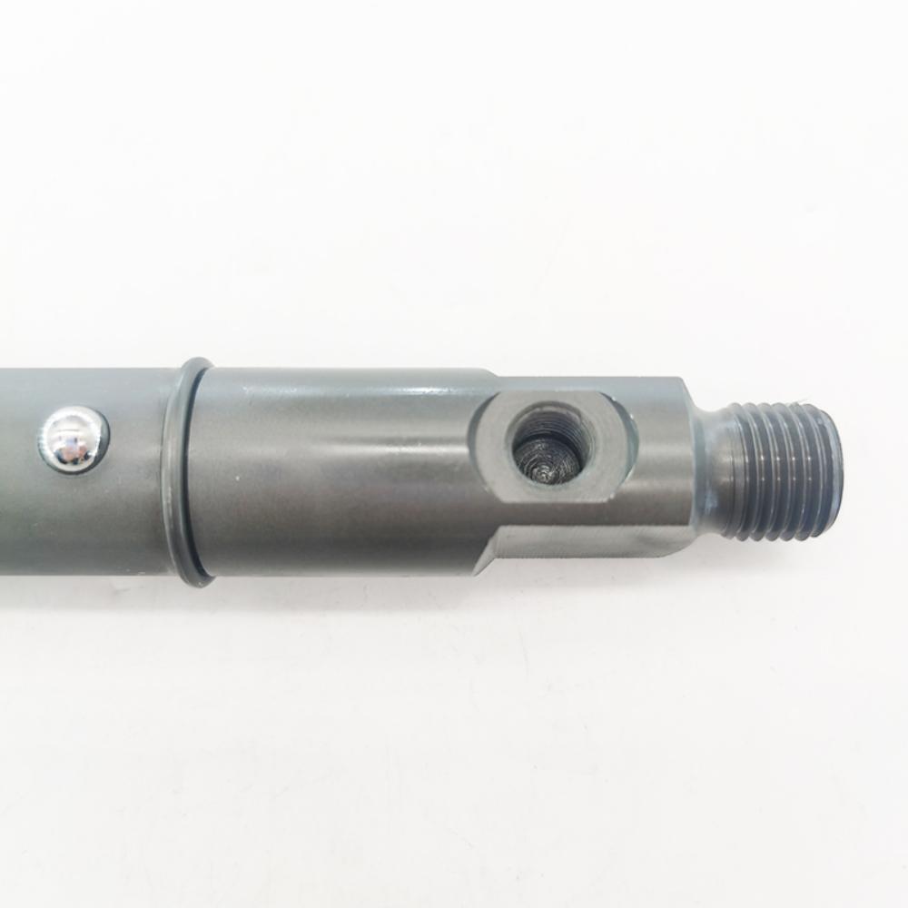 High quality New For 0432131692 Diesel Engines Parts Fuel Injector 0432131692 1404591 For  9.15