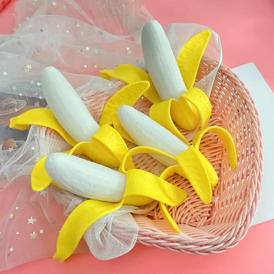 Simulation Peeled Banana Squeeze Toy Stretchy Slow Rebound Corn Fidget Toy Portable Simulated Fruit Vegetable Sensory Toy