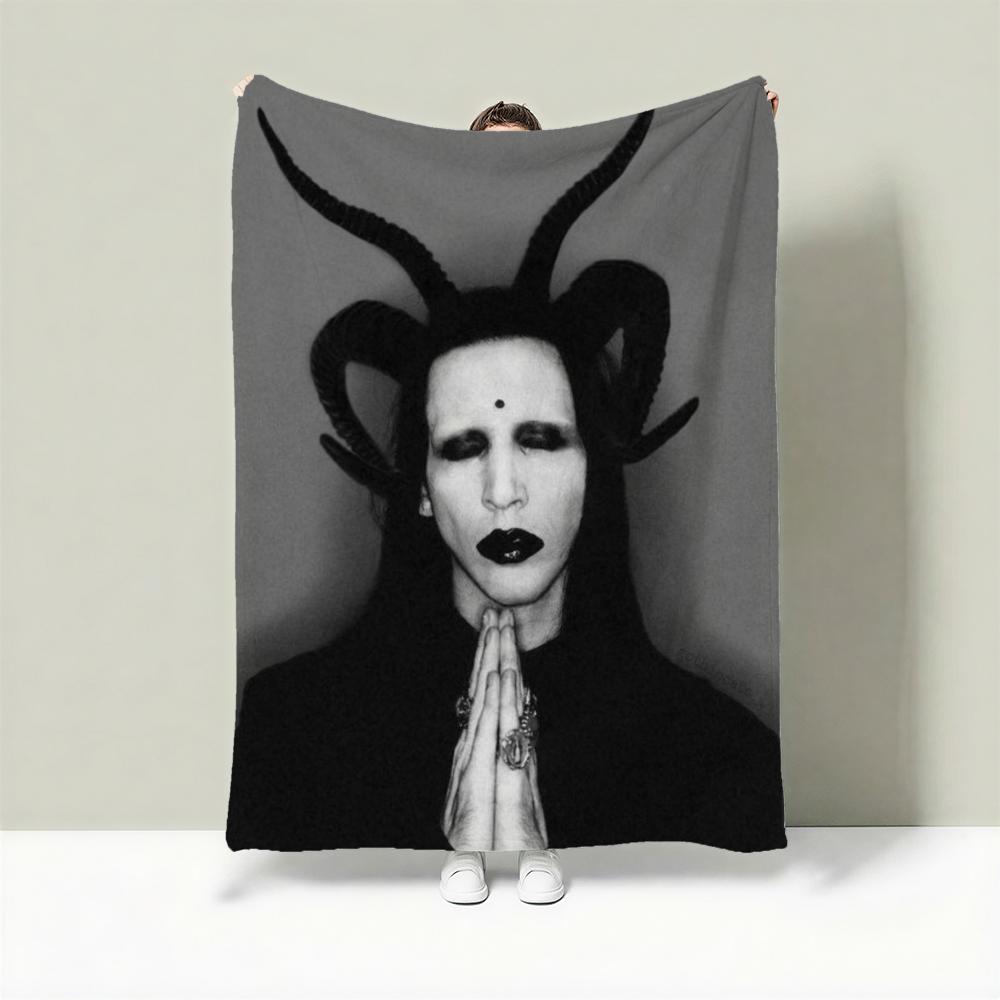 Singer M-Marilyn Manson Throw Lightweight 240g Flannel Blanket Soft Skin-friendly for Summer Cooling 75X95CM
