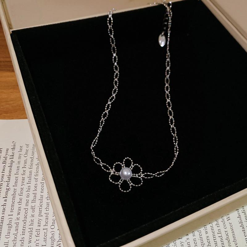 Korean Ins Hollow Flower Pearl Necklace Bracelet Casual Fashion Versatile Jewelry Set Light Luxury Niche Jewelry