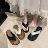Versatile Fashion Beach Internet Celebrity Year 2025ins Fringed Summer Thick-bottomed Flip-flops Women Wear Trendy New Sandals