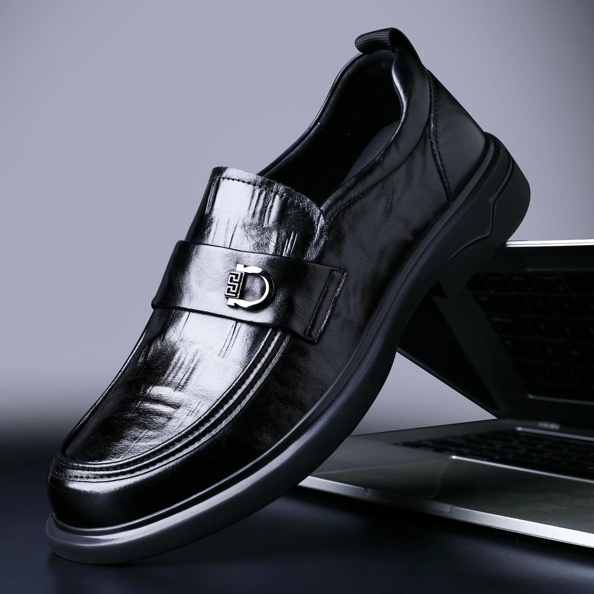 

2025 new men s leather shoes leather big head derby shoes business casual soft surface soft sole one pedal loafers men 43