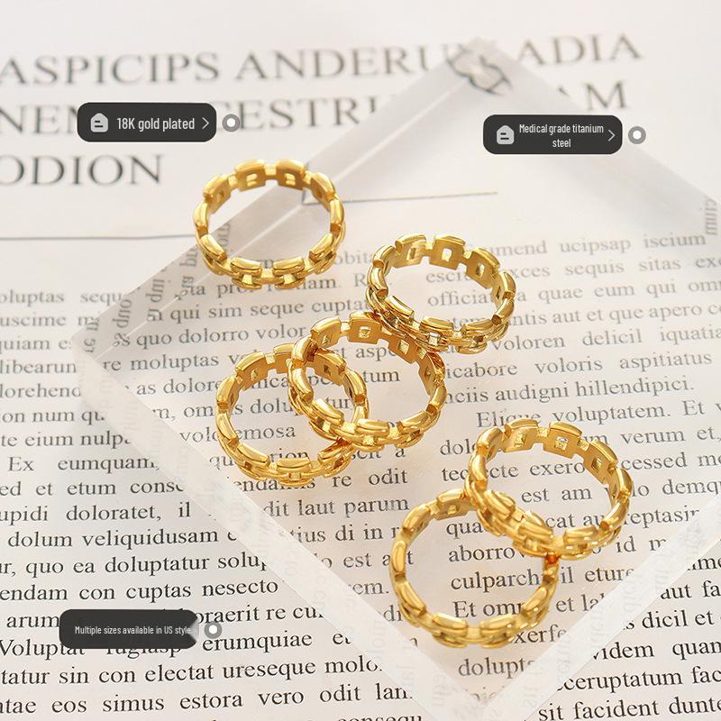 Minimalist European Gold-Plated Titanium Steel Link Ring for Men & Women