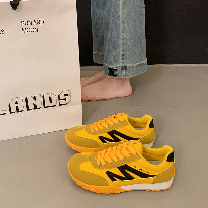  new autumn sports and leisure board shoes flat-soled German training shoes niche daily versatile super fire