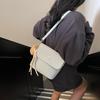 Retro Einfarbige Schlichte Damenhandtasche Damen Premium Textur Ausländischer Stil Breiter Schultergurt Einzelne Schulter Umhängetasche
