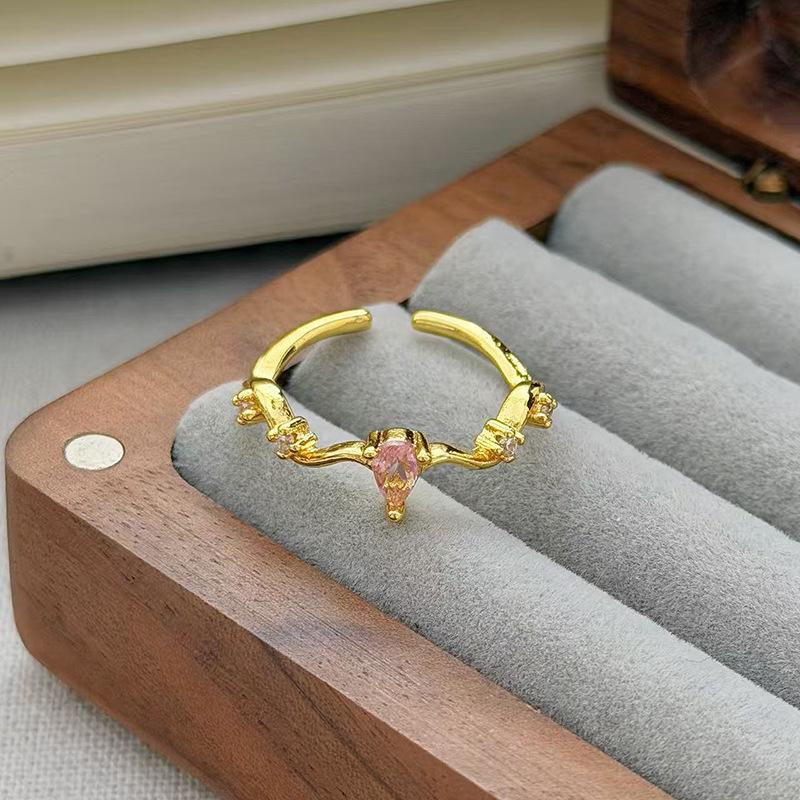 Medieval Vintage Pink Zircon Colored Treasure Open Ring Niche Light Luxury High Sense Stacked With Diamond Rings Woman