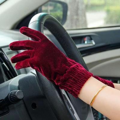 Velvet Gloves New Thick Velvet Gloves Solid Color Furry Warm Mitts Women Gloves Autumn Winter Full Finger Mittens Women Gloves