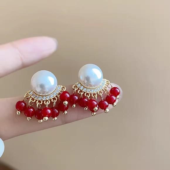 2025 Retro Red Maillard Versatile Women's Stud Earrings - Unique High-End New Year Style