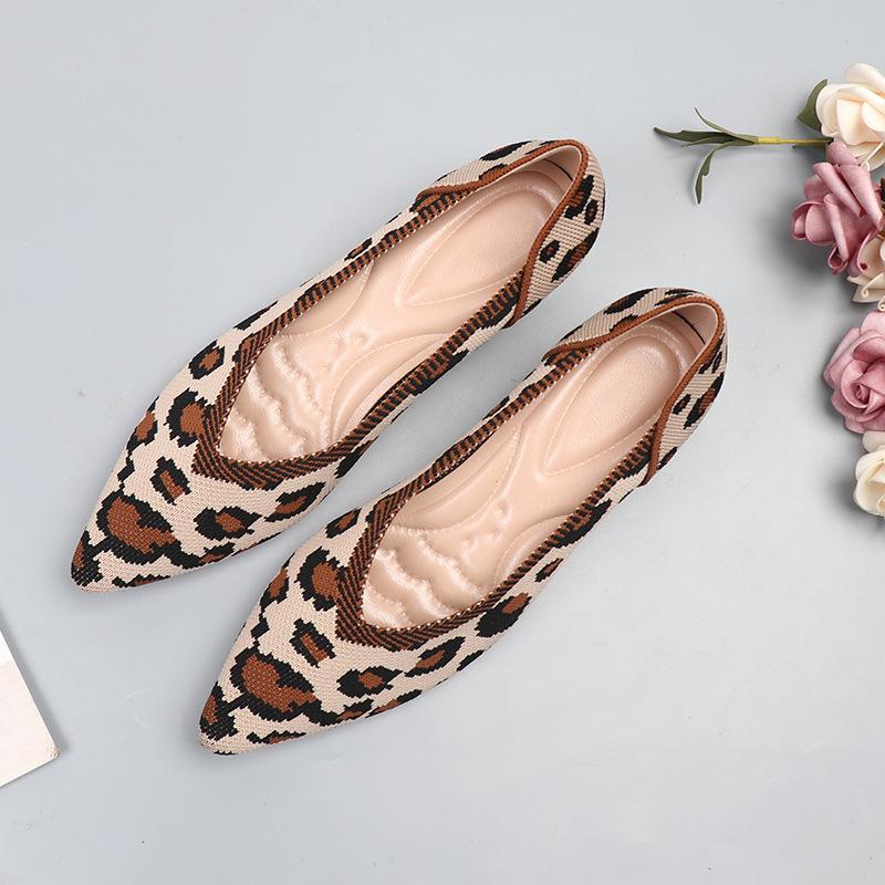 

Весенние и осенние летящие трикотажные туфли-лодочки на среднем каблуке, вязаные летящие нити, остроносые туфли-лодочки, оригинальный толстый каблук 34 цветной печати леопарда