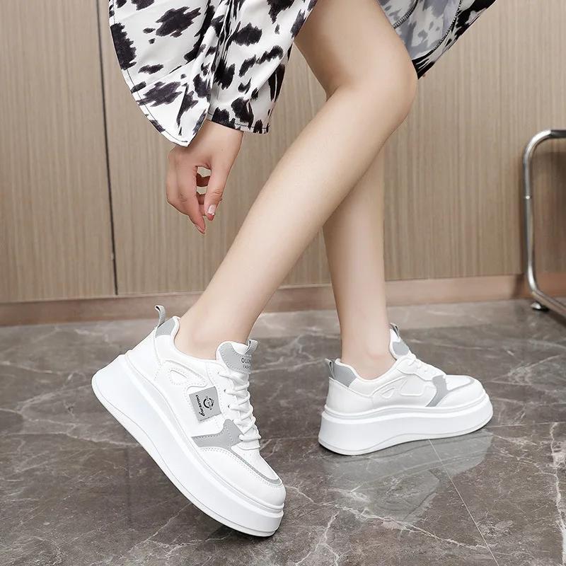 Fashion Sneakers for Woman Spring Comfort Saft-sole Sport Running Shoes Luxury Brand No-slip Elasticity Casual Shoes Zapatillas De Mujer