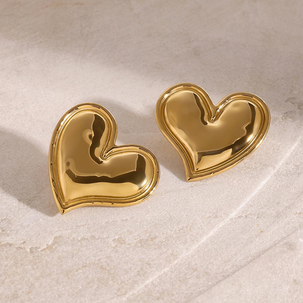 European and American stainless steel love stud earrings ins earrings 18k gold titanium steel do not fade ears